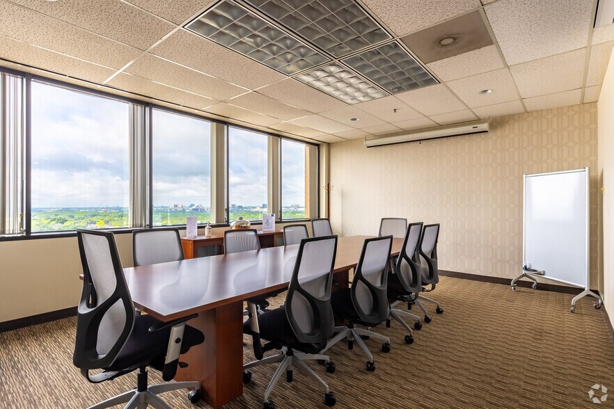 More Photos Of 9330 Lyndon B Johnson Fwy, Dallas Office For Lease