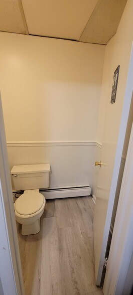 More Photos Of 644 N New St, Bethlehem Storefront For Lease