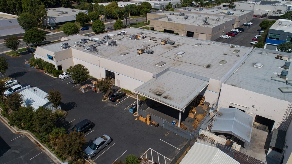 More Photos Of 14272 Chambers Rd, Tustin Industrial For Sale