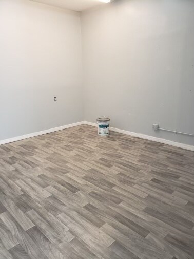 More Photos Of 8610 N Suwanee Ave, Tampa General Retail For Sale