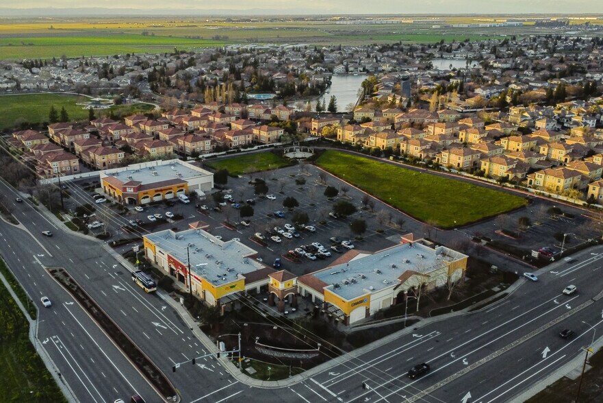 More Photos Of 3501-3521 Del Paso Rd, Sacramento Unknown For Lease