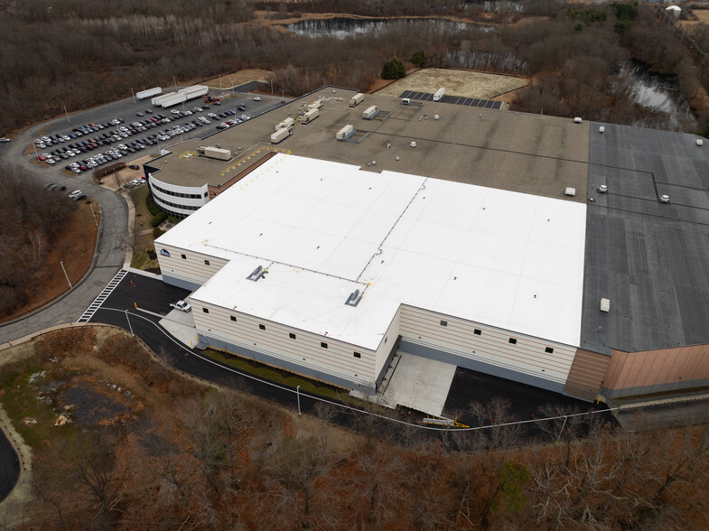 Primary Photo Of 140 Summit St, Peabody Distribution For Lease