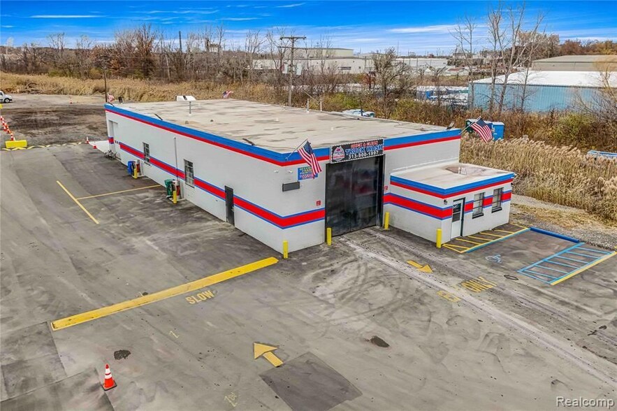 More Photos Of 27990 Wick Rd, Romulus Manufacturing For Sale