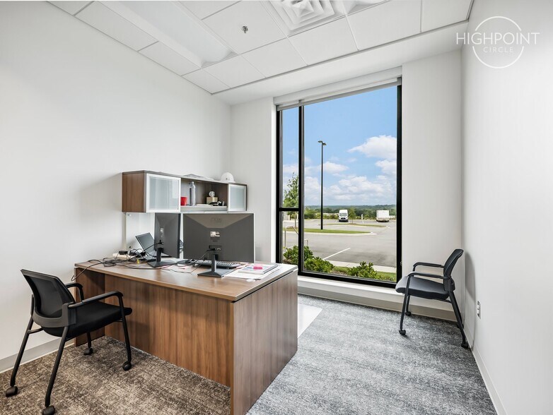More Photos Of 100 Highpoint Park Way, Braselton Office For Sale
