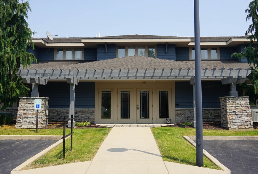 More Photos Of 70-84 Remick Blvd, Springboro Office For Sale