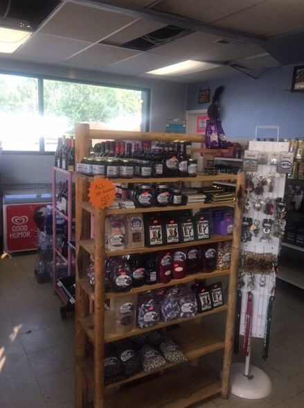 More Photos Of 4293 US Highway 310, Joliet Service Station For Sale