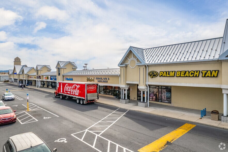 More Photos Of 1200 Market St, Lemoyne Storefront For Lease