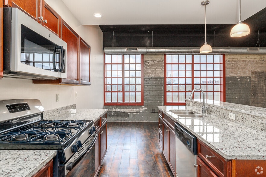 More Photos Of 220 Herald Pl, Syracuse Apartments For Sale