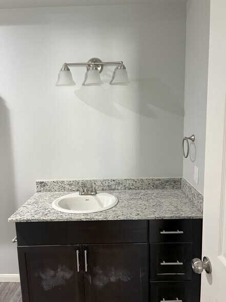 More Photos Of 100 N 5th St, Wylie Apartments For Sale