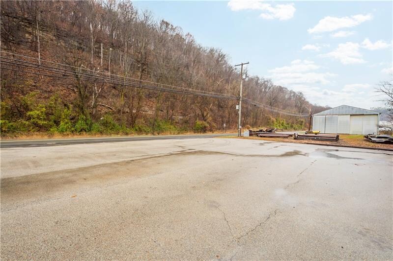 More Photos Of 26 Front st, Millsboro General Retail For Lease