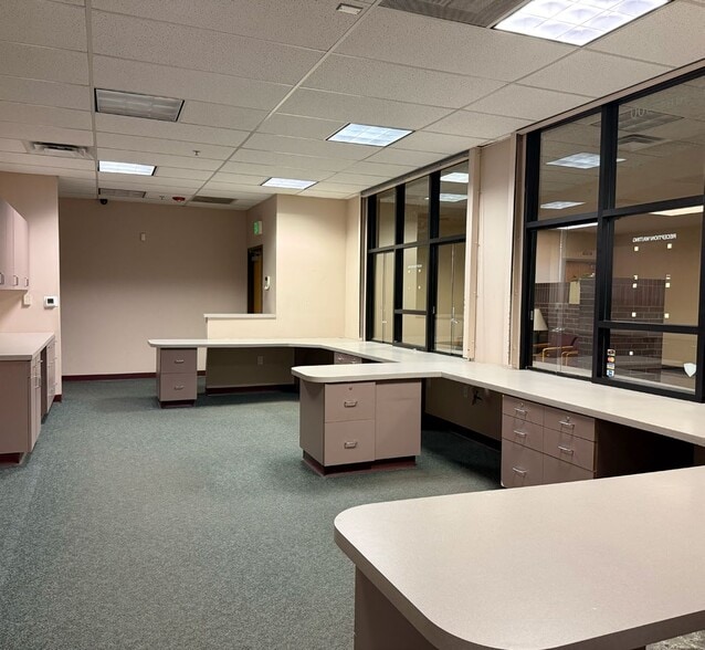 More Photos Of 4700 Jefferson St NE, Albuquerque Medical For Lease