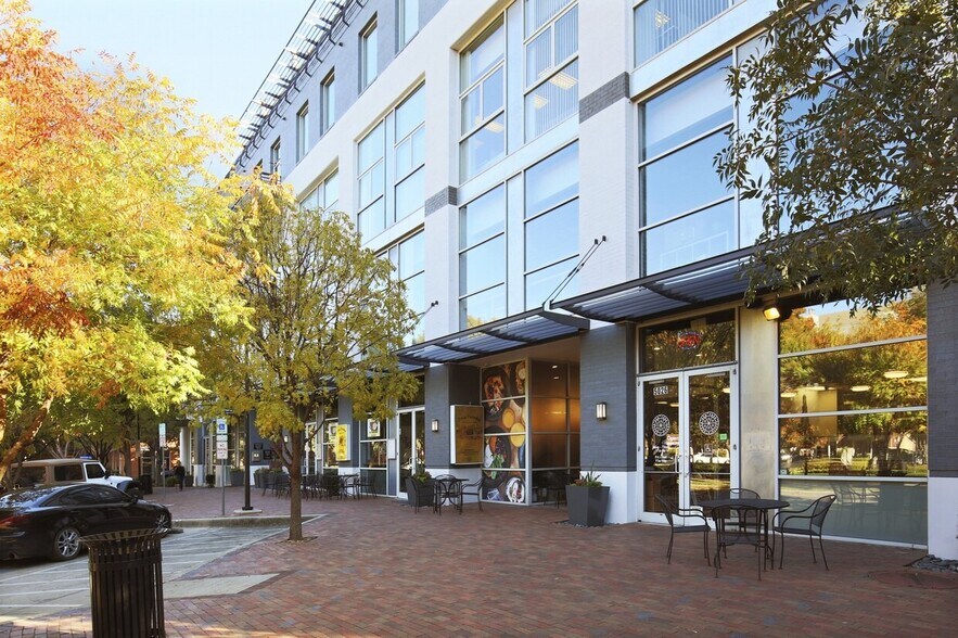 More Photos Of 5040 Addison Cir, Addison Office For Lease