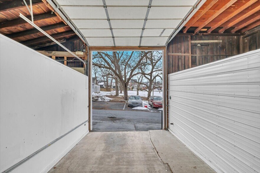 More Photos Of 2312 S 5th St, Allentown Self Storage For Sale