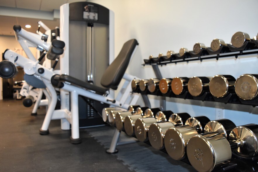 More Photos Of 101 S Elm St, Greensboro Office For Lease