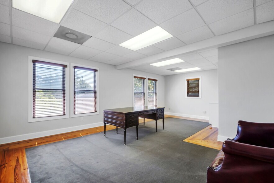 More Photos Of 107 W 5th, Tallahassee Office For Lease