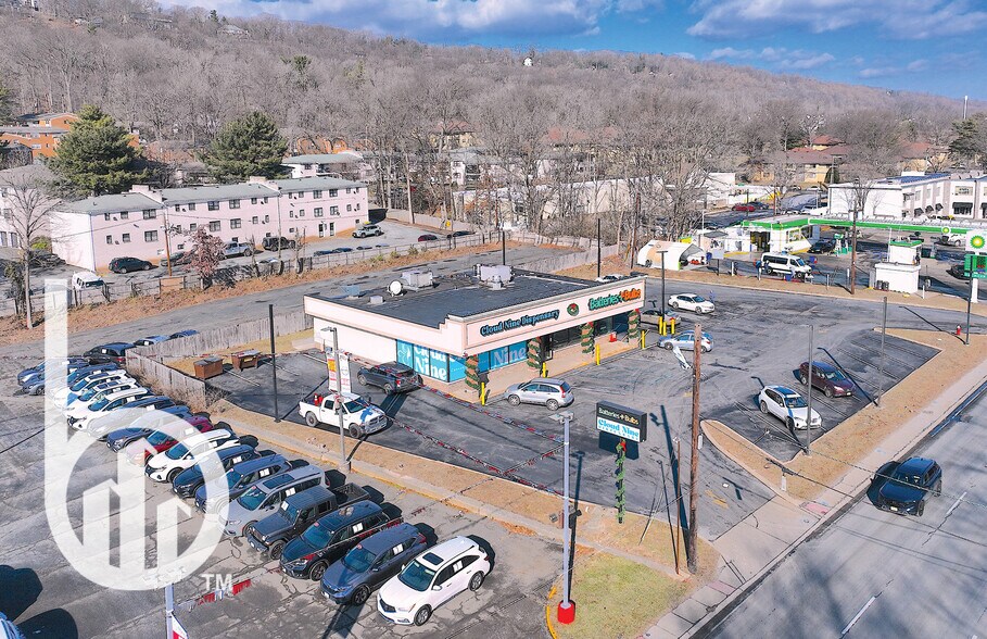 More Photos Of 513 Route 22 W, North Plainfield Freestanding For Sale
