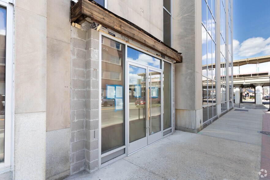 More Photos Of 50 N Park Ave, Rockville Centre Office For Lease