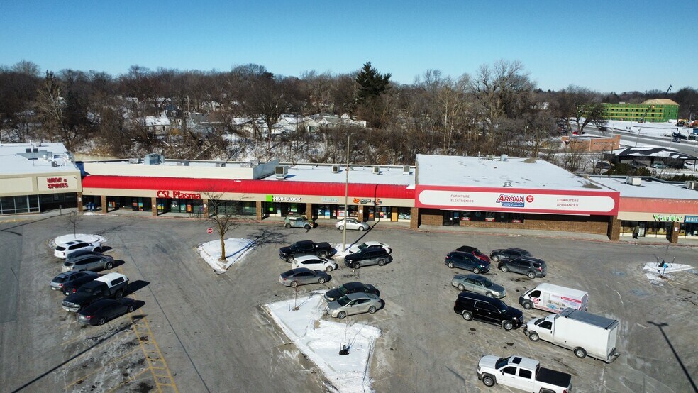 More Photos Of 3420 Martin Luther King Jr Pky, Des Moines Unknown For Lease