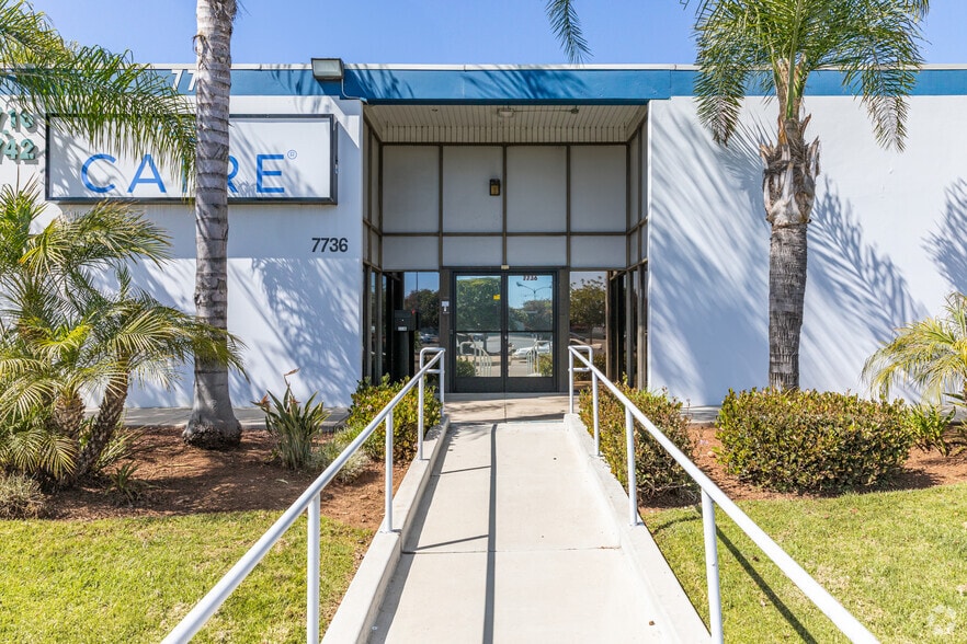 More Photos Of 7716-7742 Clairemont Mesa Blvd, San Diego Manufacturing For Lease