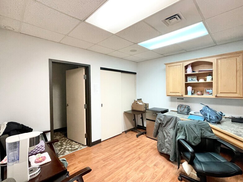 More Photos Of , Merrillville Office For Sale