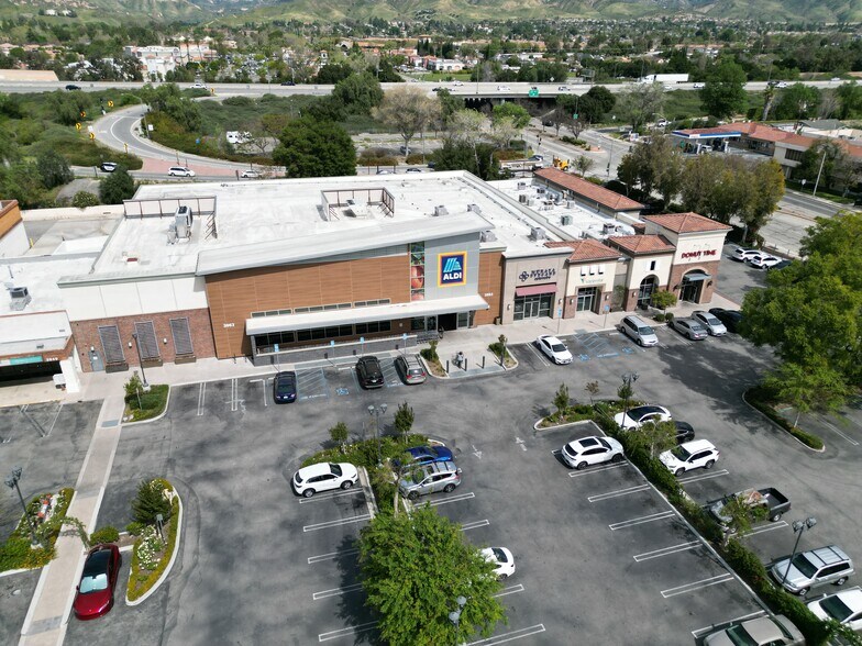 More Photos Of 3885-3977 Cochran St, Simi Valley Unknown For Lease