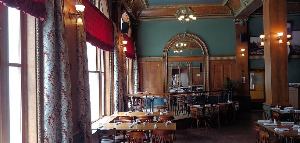 More Photos Of 391 Washington St, Buffalo Hotel For Lease