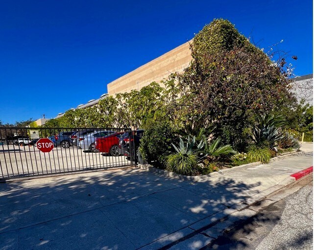 More Photos Of 3617 Hayden Ave, Culver City Loft Creative Space For Lease
