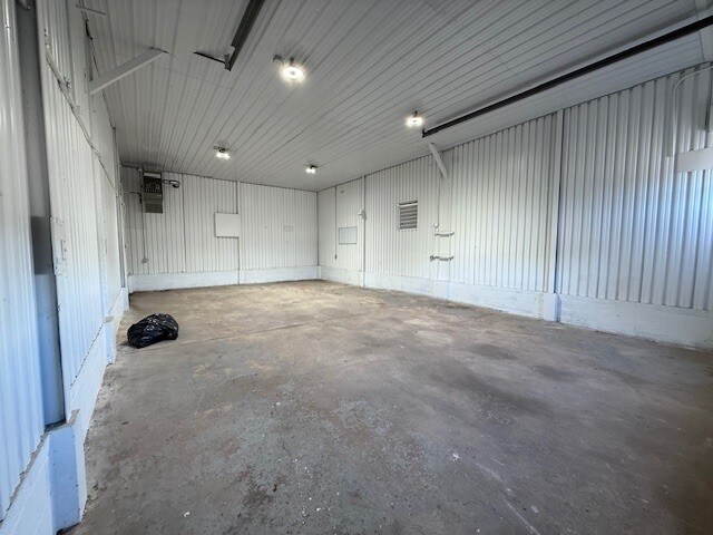 More Photos Of 815 S Market St, Wilmington Warehouse For Lease