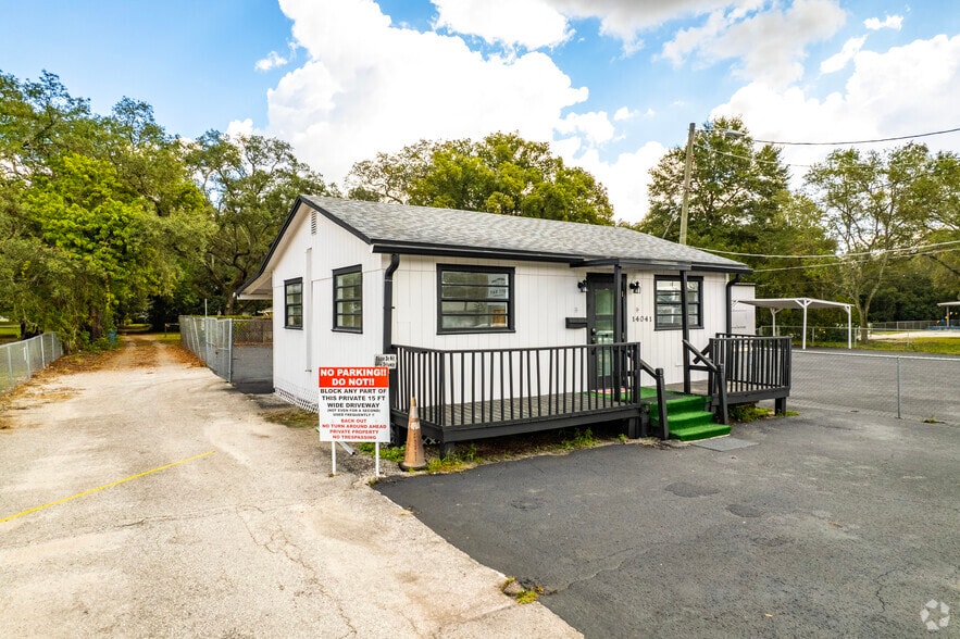 More Photos Of 14041 N Florida Ave, Tampa Auto Dealership For Sale