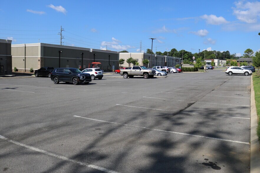 More Photos Of 682 Paul Huff Pky NW, Cleveland Storefront For Lease