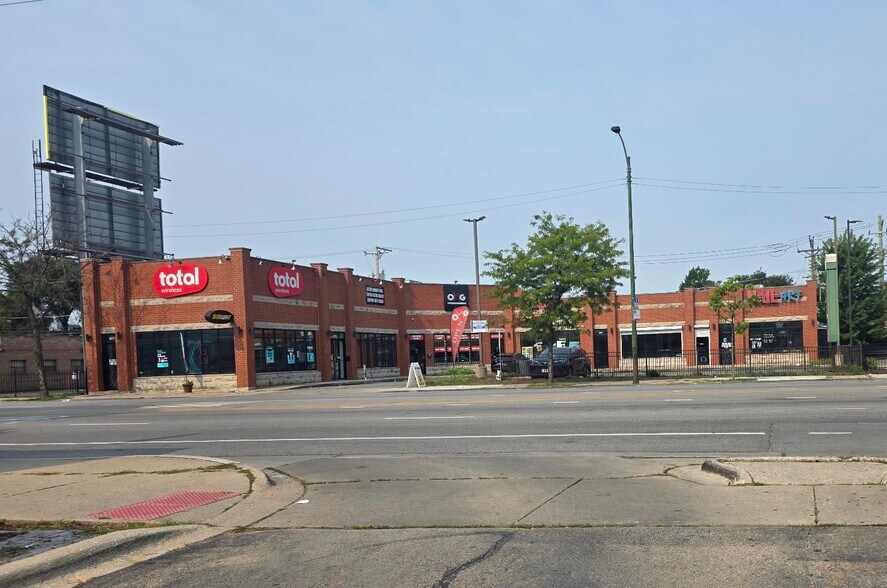 Primary Photo Of 79th & Western, Chicago Unknown For Lease