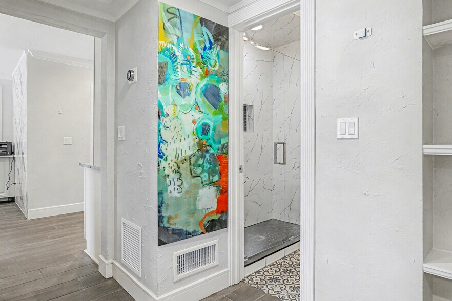 More Photos Of 1701-1709 Rogero Rd, Jacksonville Office Residential For Sale