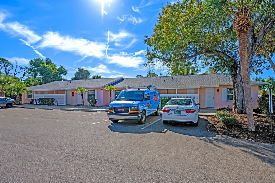 More Photos Of 149-181 Old Englewood Rd, Englewood Apartments For Sale
