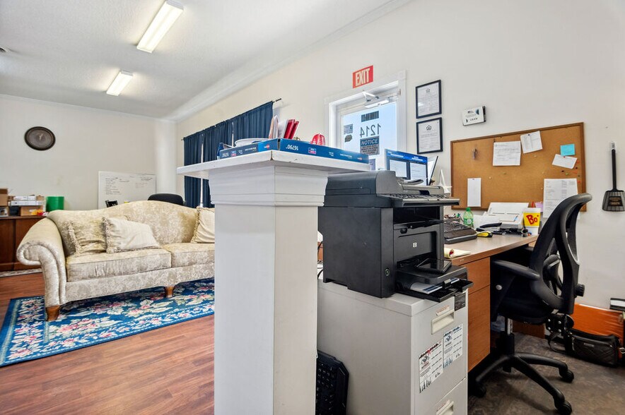 More Photos Of 1212-1216 Gum Branch Rd, Jacksonville General Retail For Sale