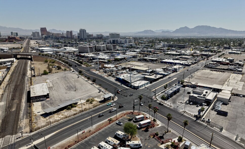 More Photos Of 1414 Industrial Rd, Las Vegas Land For Sale