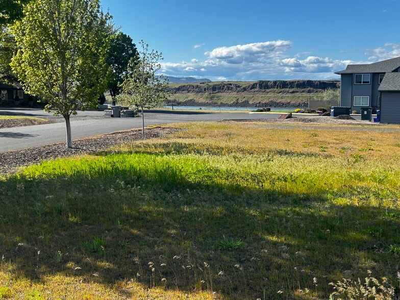 More Photos Of Lone Pine Blvd, The Dalles Land For Sale
