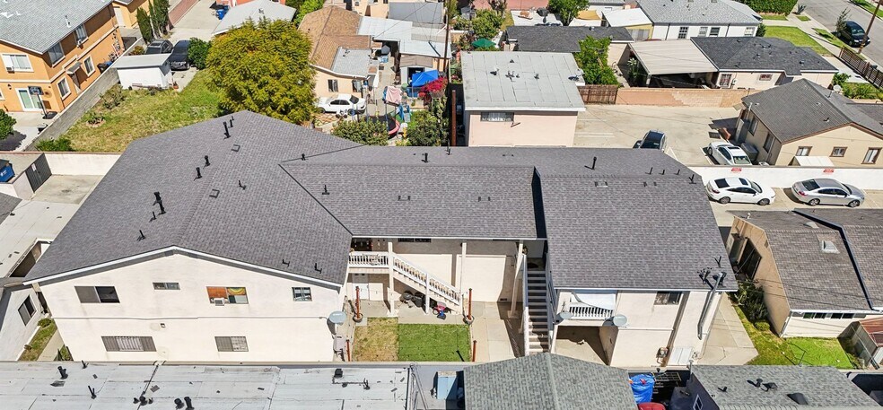 More Photos Of 6921 Sherman Way, Bell Multifamily For Sale