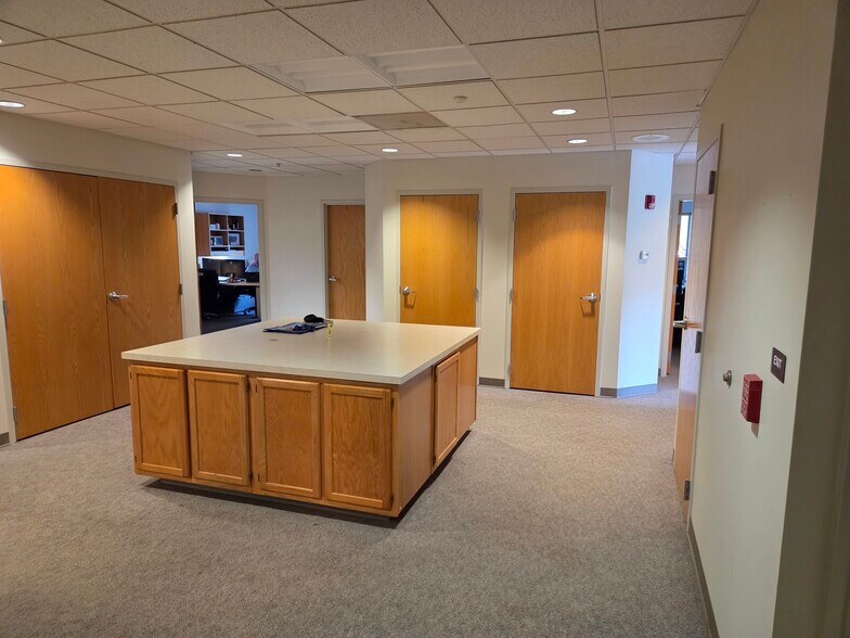 More Photos Of 4378 Craighead Rd, Allison Park Office For Lease