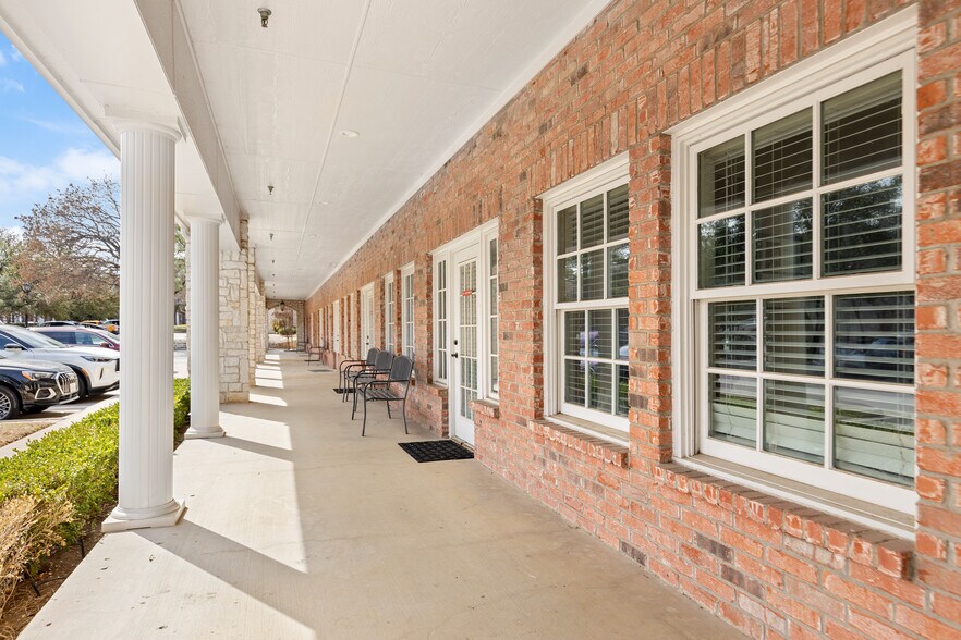 More Photos Of 2425 E Southlake Blvd, Southlake Office For Lease