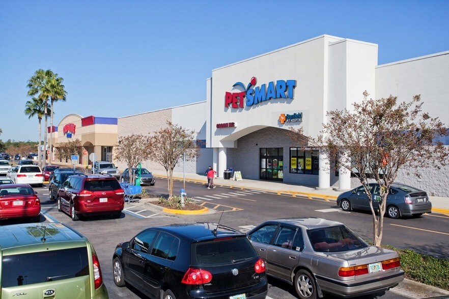 More Photos Of 8111-8481 John Young Pky, Orlando Unknown For Lease