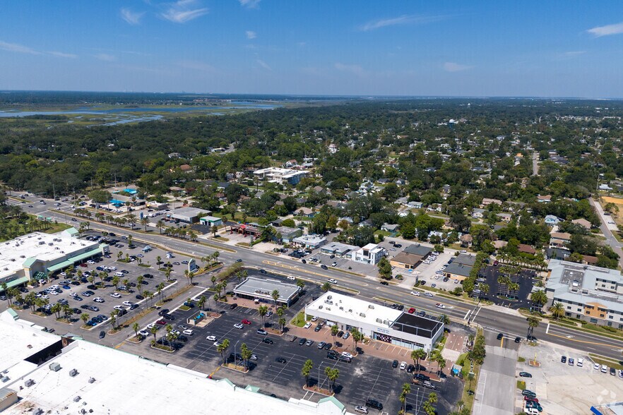 More Photos Of 1198 Beach Blvd, Jacksonville Beach Restaurant For Lease