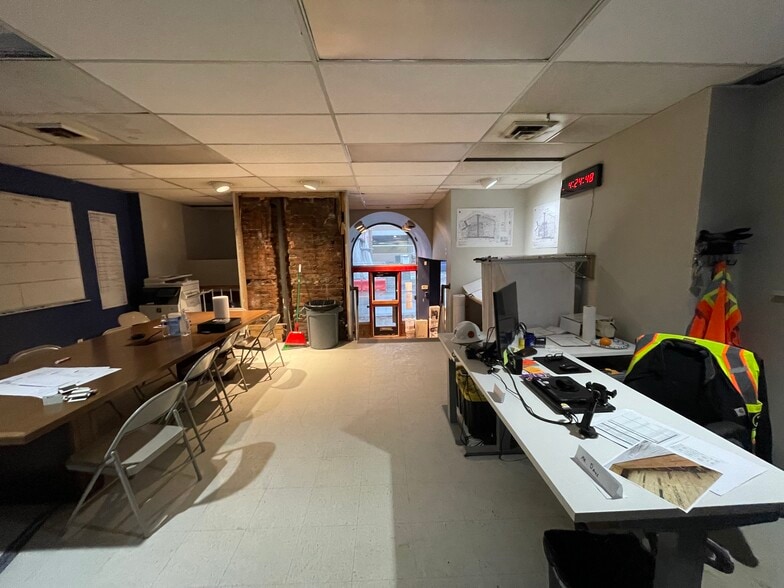 More Photos Of 236 Shady Ave, Pittsburgh Apartments For Lease