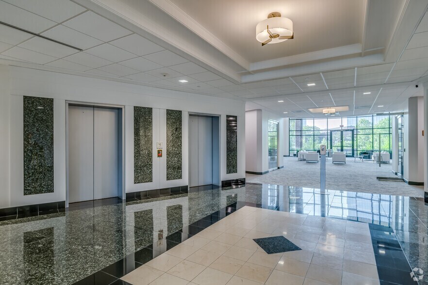 More Photos Of 11414 W Park Pl, Milwaukee Coworking Space