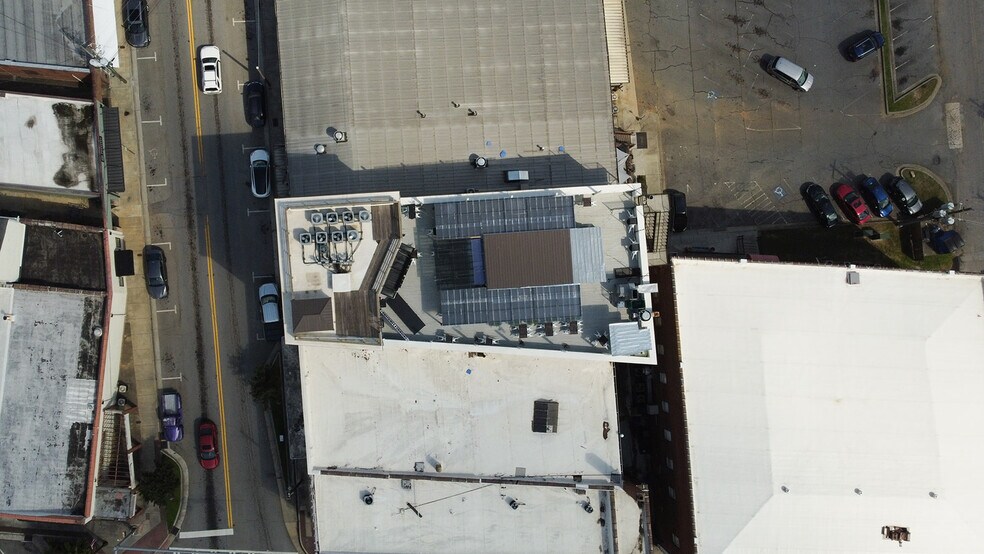 More Photos Of 21 E Athens St, Winder General Retail For Sale