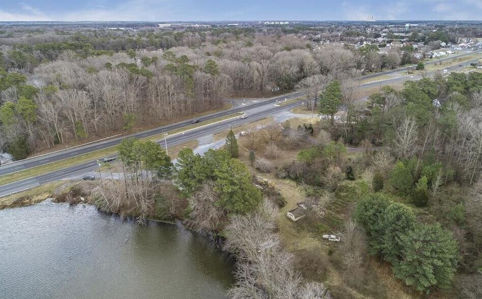 More Photos Of 28300 DuPont Blvd, Millsboro Freestanding For Sale