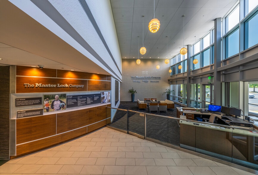 More Photos Of 6744 S Howell Ave, Oak Creek Office For Sale