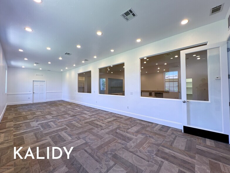 More Photos Of 14909 N Kelly Ave, Edmond Loft Creative Space For Sale