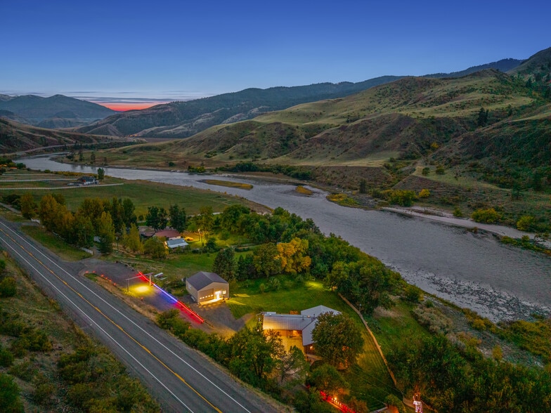 More Photos Of 13706 US 95, White Bird Trailer Camper Park For Sale