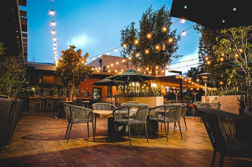 More Photos Of 2820 Historic Decatur Rd, San Diego Unknown For Lease