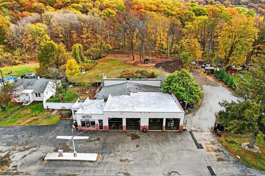 More Photos Of 13 Main St, Ogdensburg Auto Repair For Sale